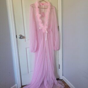 Dolls Kill Sugar Thrillz XL/XXL 'Sugar Coated Crush' Marabou Robe